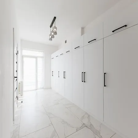 Luxury Apartments-Belochka Uzhhorod Exterior photo