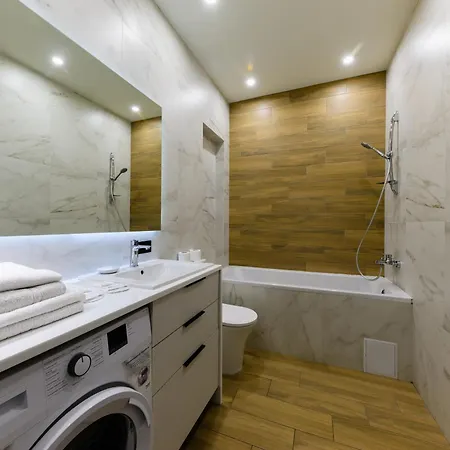 Luxury Apartments-Belochka Uzhhorod Exterior photo