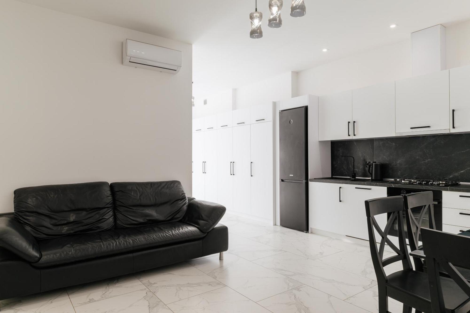 Apartment Luxury Apartments-belochka